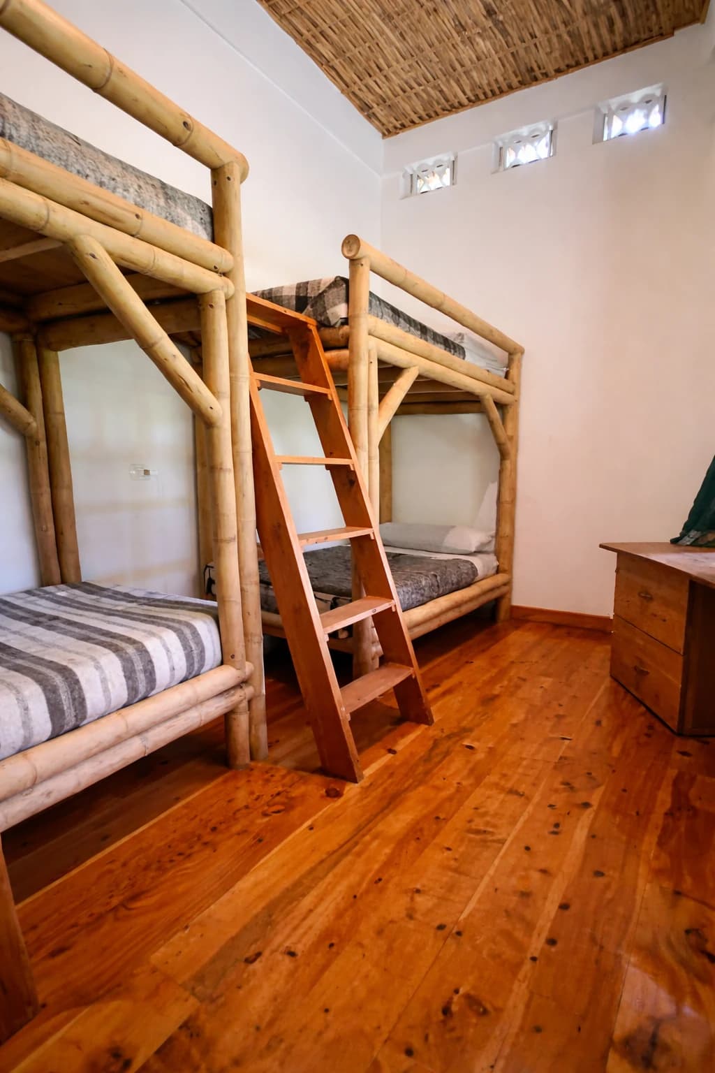 4-Person Bunk Room